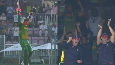 Watch: The moment of reckoning for Heinrich Klaasen after smashing 4th-fastest century for South Africa in ODIs SportsTak