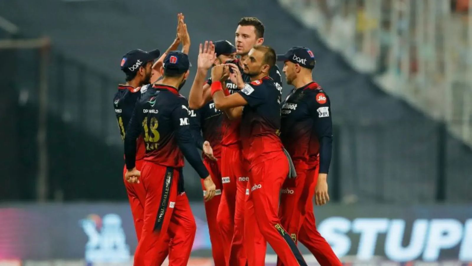 IPL 2023: Reports suggest RCB might be without two star players for first half of upcoming season IPL 2023: Reports suggest RCB might be without two star players for first half of upcoming season