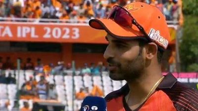 'South Africans are coming back and...': Stand-in skipper Bhuvneshwar Kumar after SRH's massive 72-run defeat to Rajasthan Royals SportsTak