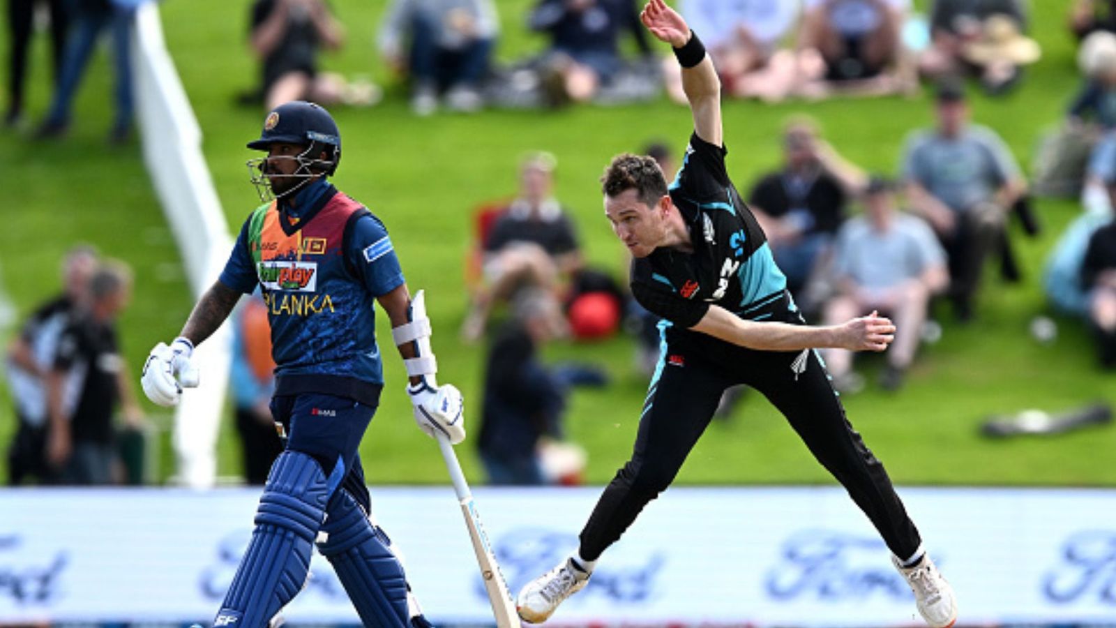 NZ vs SL: Tim Seifert helps New Zealand level T20I series with 9-wicket win after Adam Milne demolishes Lankan batters with fifer NZ vs SL: Tim Seifert helps New Zealand level T20I series with 9-wicket win after Adam Milne demolishes Lankan batters with fifer