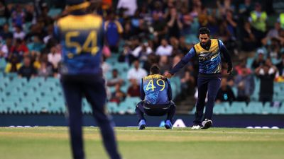 Sri Lanka's Minister of Sports to launch probe into national cricket team's failure to automatically qualify for 2023 ODI World Cup SportsTak