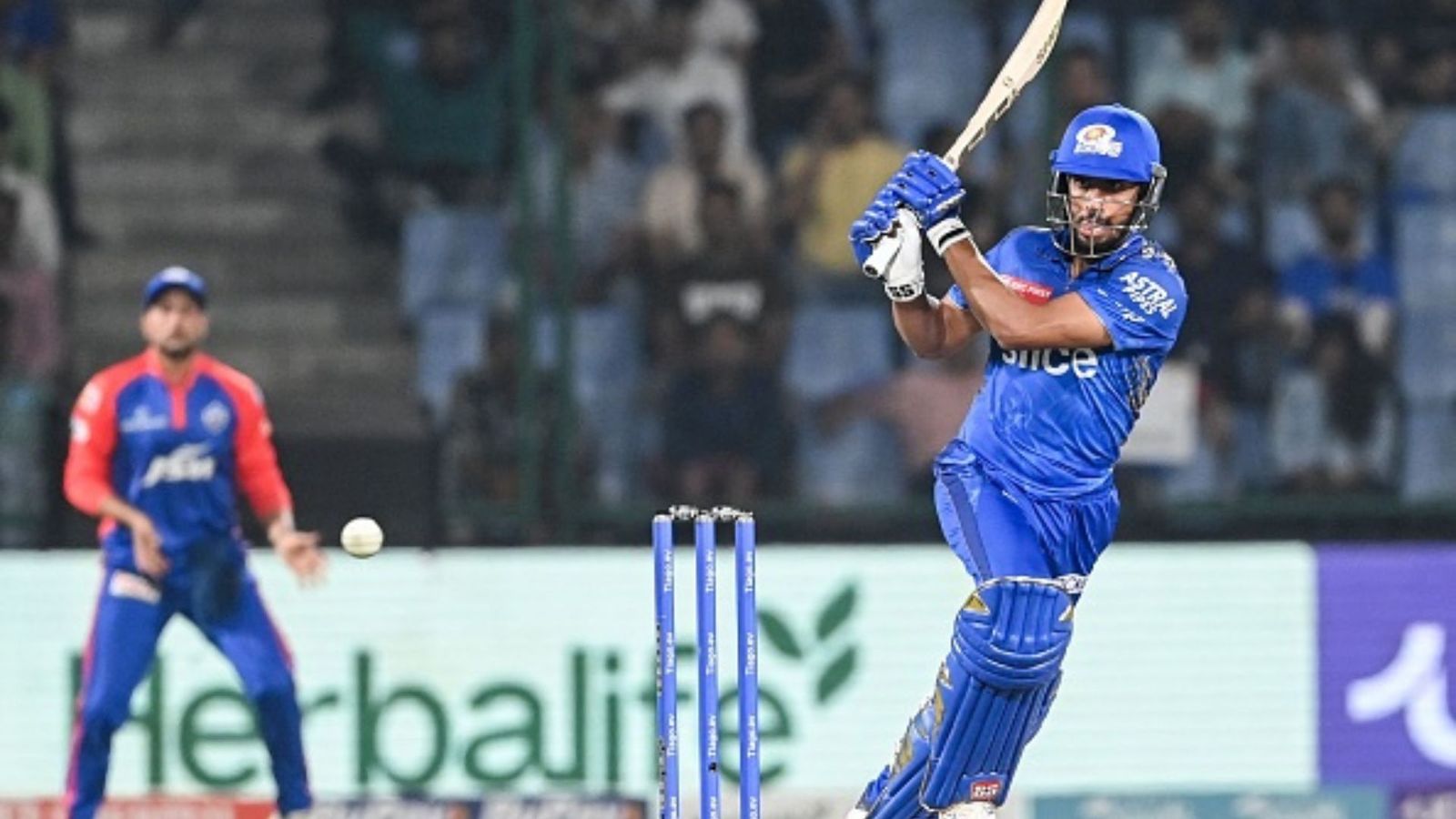 IPL 2023 Orange Cap: Struggling David Warner rises to second place, Tilak Varma closes gap on Virat Kohli IPL 2023 Orange Cap: Struggling David Warner rises to second place, Tilak Varma closes gap on Virat Kohli