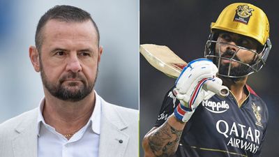 'It's utter rubbish. For God's sake, get a life': Former Pakistan captain brutally slams Simon Doull for criticising Virat Kohli SportsTak