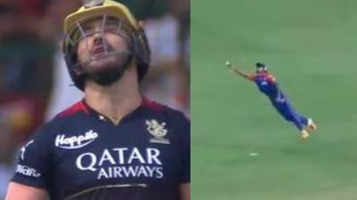 Watch: Faf Du Plessis left flabbergasted after Aman Khan pulls off one-handed blinder to send RCB skipper packing SportsTak