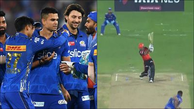 Watch: Arjun Tendulkar takes his maiden IPL wicket in last over vs SRH SportsTak