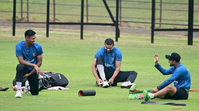 Massive blow to Gujarat Titans, Kolkata Knight Riders and Delhi Capitals; Three players set to exit IPL 2023 midway through season SportsTak