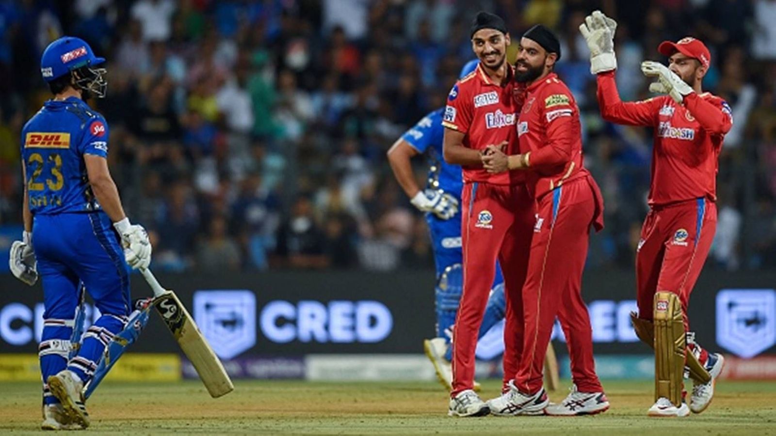 MI vs PBKS: Arshdeep Singh's stump-breaking last over hands Punjab Kings thrilling win over Mumbai Indians in high-scoring affair MI vs PBKS: Arshdeep Singh's stump-breaking last over hands Punjab Kings thrilling win over Mumbai Indians in high-scoring affair