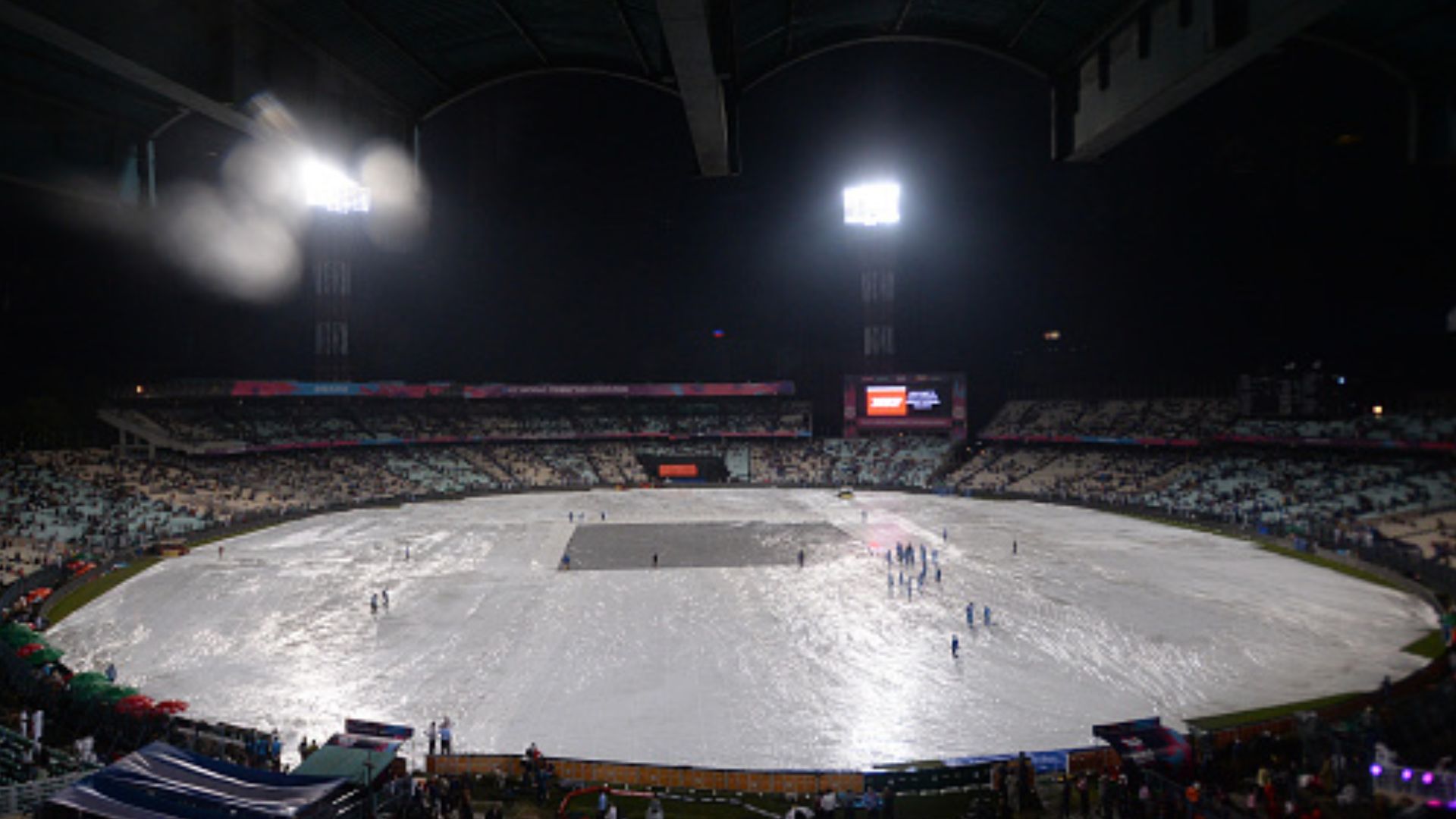 Rain to play spoilsport as Kolkata Knight Riders host Chennai Super Kings? SportsTak