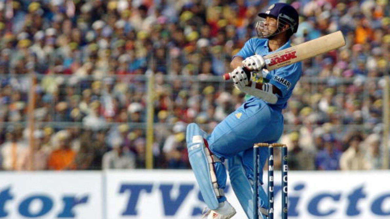 Sachin turns 50: The Master Blaster and his unparalleled love for prawns that helped him smash a century in Eden Gardens Sachin turns 50: The Master Blaster and his unparalleled love for prawns that helped him smash a century in Eden Gardens