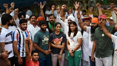 'Who spoke with wrestlers for 12 hours?' - Anurag Thakur lashes out at protestors SportsTak