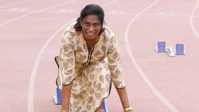 IOA President PT USHA calls protest 'INDISCIPLINE', Wrestler Sakshi Malik Responds SportsTak