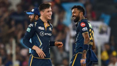 IPL 2023: GT skipper Hardik Pandya receives major praise from Sunil Gavaskar — 'Very similar to MS Dhoni in his approach' SportsTak