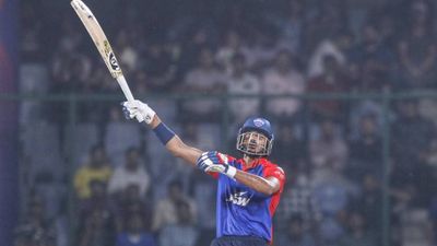 Delhi Capitals assistant coach explains why Axar Patel doesn’t bat up the order despite several collapses SportsTak
