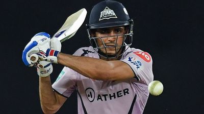 'A dream innings from him': Sunil Gavaskar lauds Shubman Gill after Gujarat Titans' opener hits flawless century SportsTak