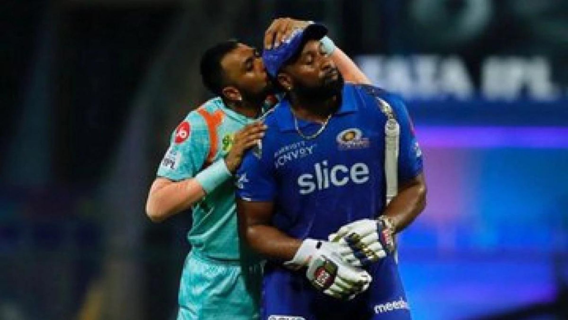 WATCH: 'Lot of respect' — Krunal Pandya and Kieron Pollard catch up ahead of all-important clash between LSG and MI SportsTak