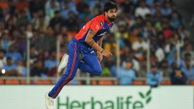 Unheard stories of Virat Kohli's West Delhi avatar from Ishant Sharma SportsTak