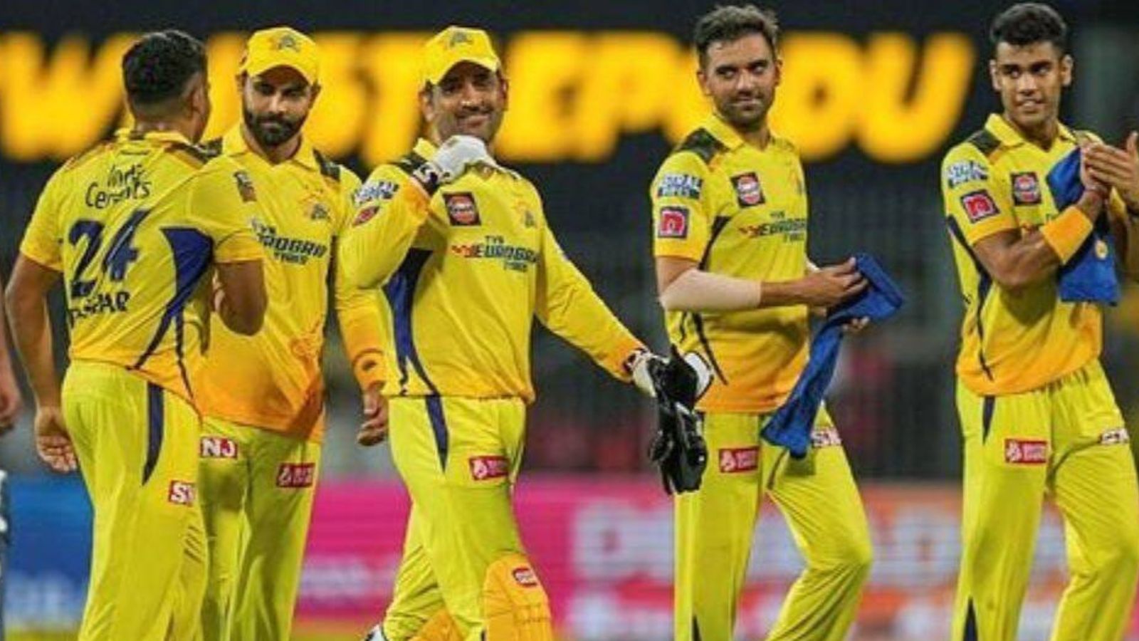 'Even if they try to come 10 per cent, we’re willing to go to 50 per cent': Dhoni's CSK mantra focuses on team combination over big players 'Even if they try to come 10 per cent, we’re willing to go to 50 per cent': Dhoni's CSK mantra focuses on team combination over big players