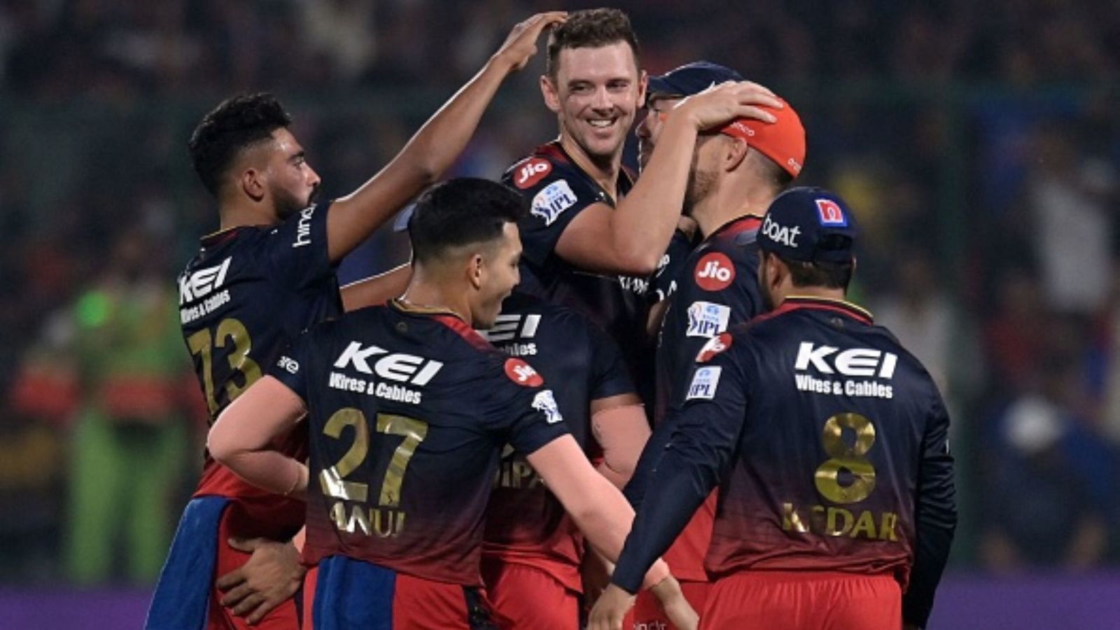 IPL 2023: Huge blow for RCB ahead of must-win game against GT, star overseas player injured and likely to fly home IPL 2023: Huge blow for RCB ahead of must-win game against GT, star overseas player injured and likely to fly home