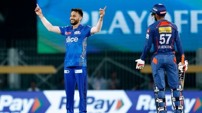 'He has bowled with a lot of heart': Sachin Tendulkar heaps praise on Mumbai Indians' match-winner Akash Madhwal SportsTak