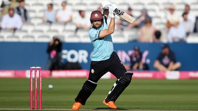 After getting ruled out of IPL 2023 due to injury, RCB all-rounder smashes quickfire 43, takes 3 wickets for Sam Curran's side SportsTak