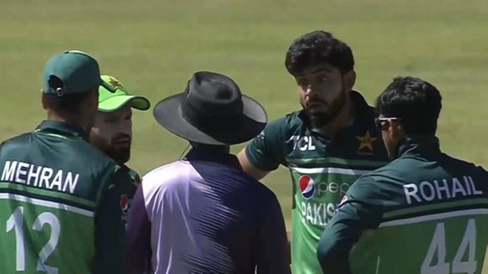 Pakistan Shaheens face 5-run penalty for ball tampering in high-scoring encounter against Zimbabwe Select Pakistan Shaheens face 5-run penalty for ball tampering in high-scoring encounter against Zimbabwe Select
