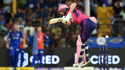 Unwanted record: 14 matches and five ducks, superstar batter who scored four centuries last season plummets to a new low in IPL 2023 SportsTak