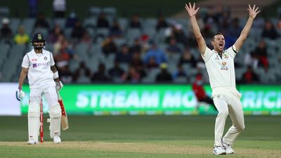 'He is always out there first and leaves last...': Josh Hazlewood praises RCB teammate Virat Kohli for his unmatched intensity in training SportsTak