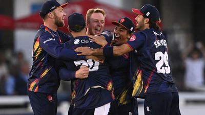 34-year-old South African spinner creates unique history in T20 Blast with hat-trick in opening over SportsTak