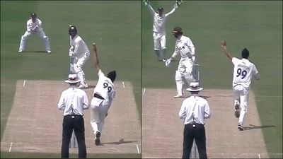 Watch: Arshdeep Singh starts his County career in style, dismisses England's discarded wicketkeeper Ben Foakes with booming in-swinger SportsTak