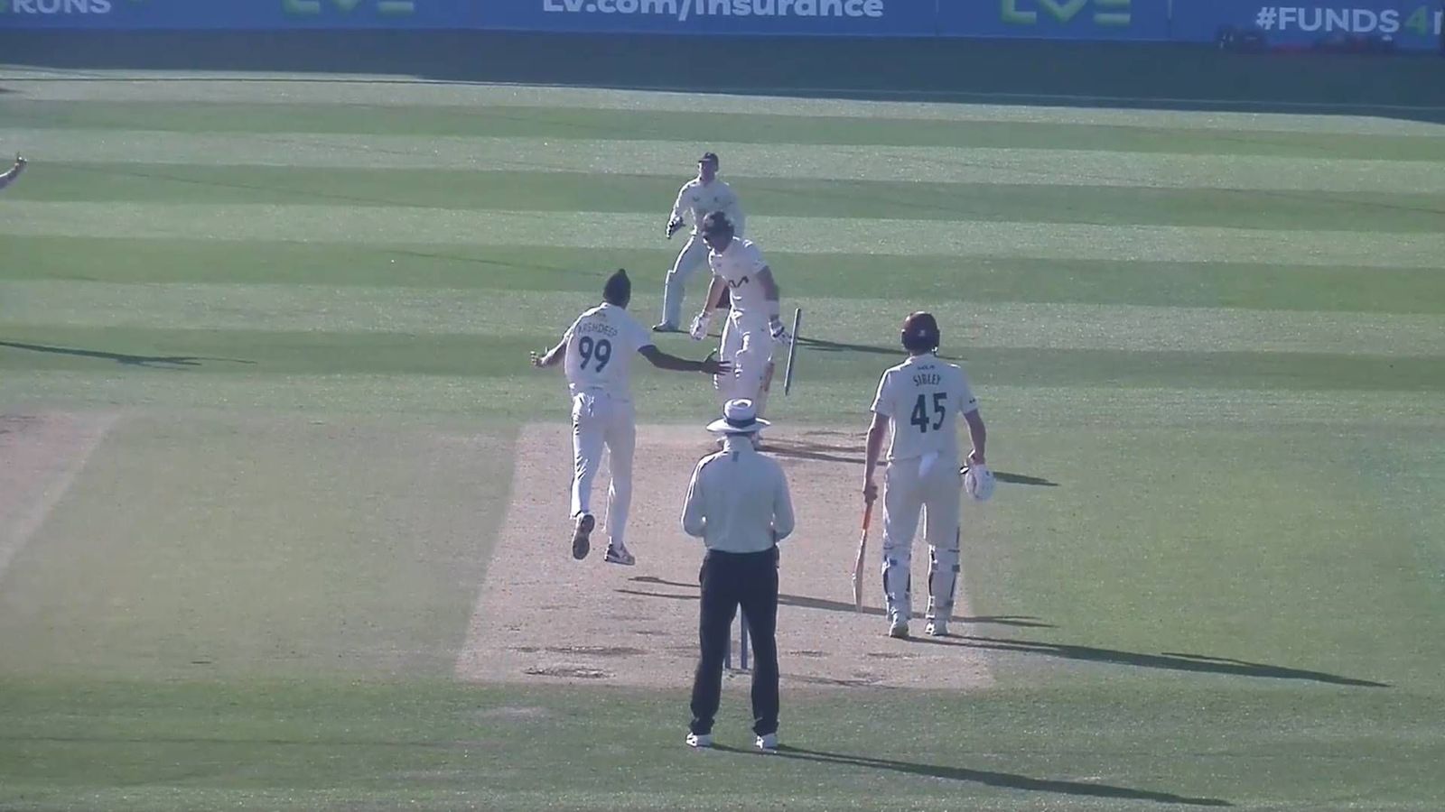 Watch: Arshdeep Singh comes to Kent's rescue, sends Surrey batter's off stump for a walk after he smashed 77-ball 114 Watch: Arshdeep Singh comes to Kent's rescue, sends Surrey batter's off stump for a walk after he smashed 77-ball 114