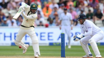 Ashes 2023: Khawaja's fighting century keeps Australia in good stead as England bowlers left frustrated despite early breakthroughs on Day 2 SportsTak