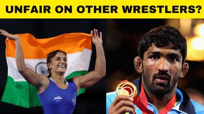 Vinesh Phogat, Yogeshwar Dutt in ugly stand-off after one-bout competition for protesting wrestlers SportsTak