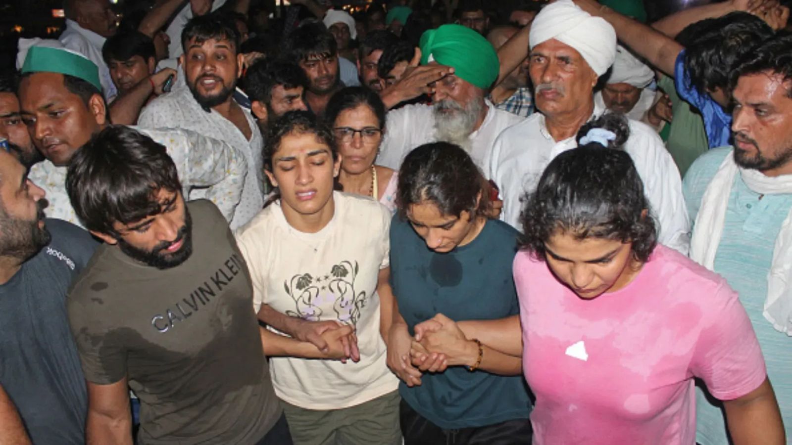 Did not ask for exemptions, will quit wrestling if proven: Protesting wrestlers after Yogeshwar Dutt's claims of bias Did not ask for exemptions, will quit wrestling if proven: Protesting wrestlers after Yogeshwar Dutt's claims of bias