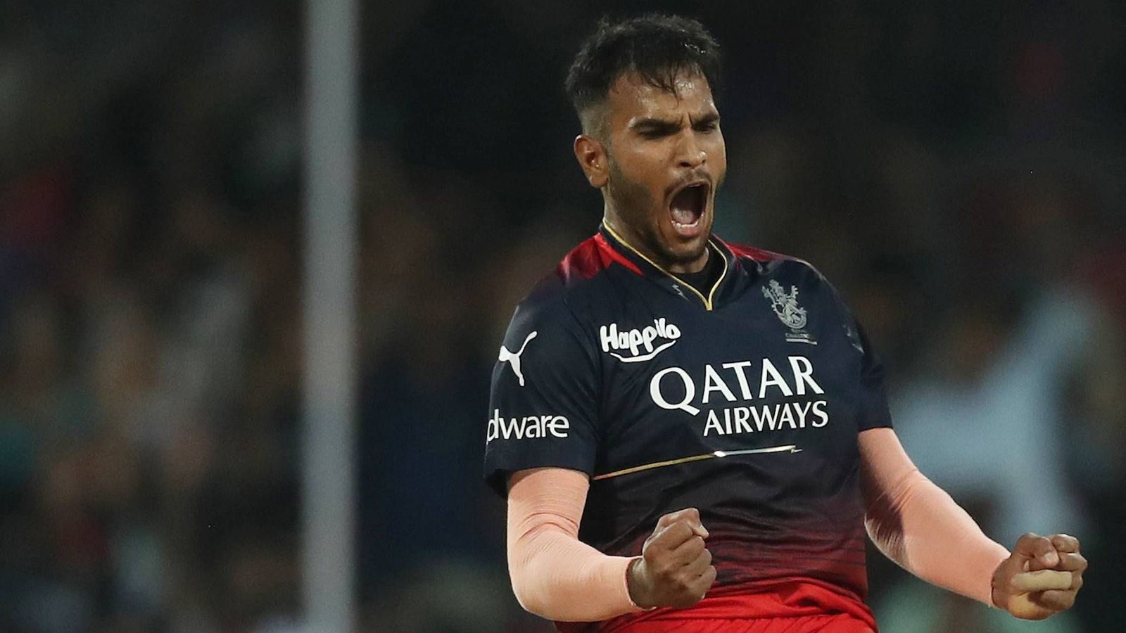 Duleep Trophy semi-final: RCB pacer's fifer destroys North Zone's batting lineup, all eyes on Sudharsan-Agarwal as South Zone need 194 runs on Day 4 Duleep Trophy semi-final: RCB pacer's fifer destroys North Zone's batting lineup, all eyes on Sudharsan-Agarwal as South Zone need 194 runs on Day 4