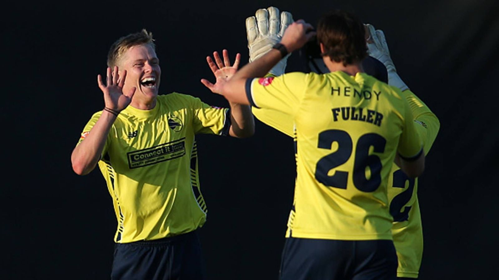 Punjab Kings pacer dazzles in T20 Blast quarter-final, takes 4 wickets in just 2.5 overs conceding just 6 runs Punjab Kings pacer dazzles in T20 Blast quarter-final, takes 4 wickets in just 2.5 overs conceding just 6 runs