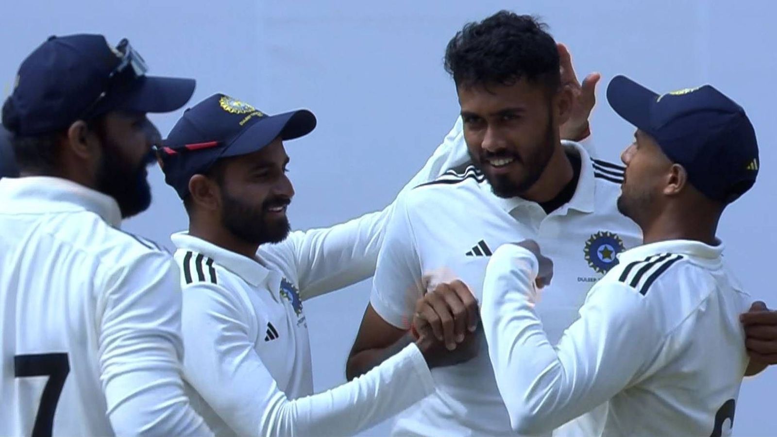 After career-best seven-fer for Punjab Kings pacer, South Zone batters fail to capitalise on Day 3 of Duleep Trophy final After career-best seven-fer for Punjab Kings pacer, South Zone batters fail to capitalise on Day 3 of Duleep Trophy final