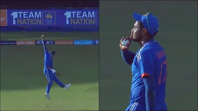 Harshit Rana silences Pakistan crowd with jaw-dropping one-handed stunner at short third man, watch viral video SportsTak