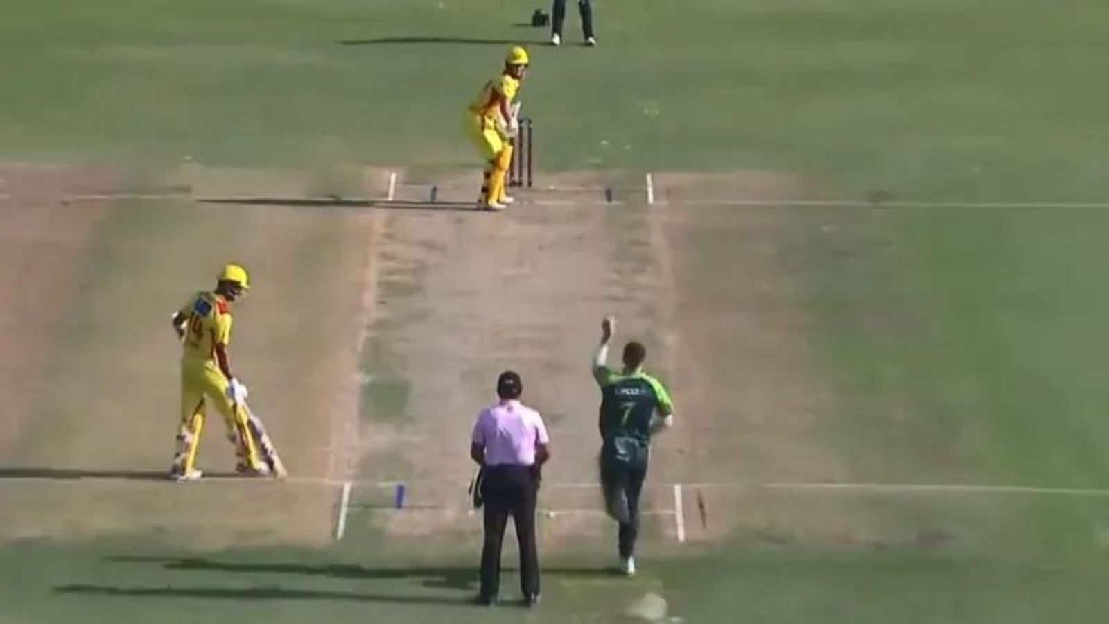 MLC: RCB pacer takes five wickets, LSG batter scores crucial runs as Orcas down Super Kings MLC: RCB pacer takes five wickets, LSG batter scores crucial runs as Orcas down Super Kings