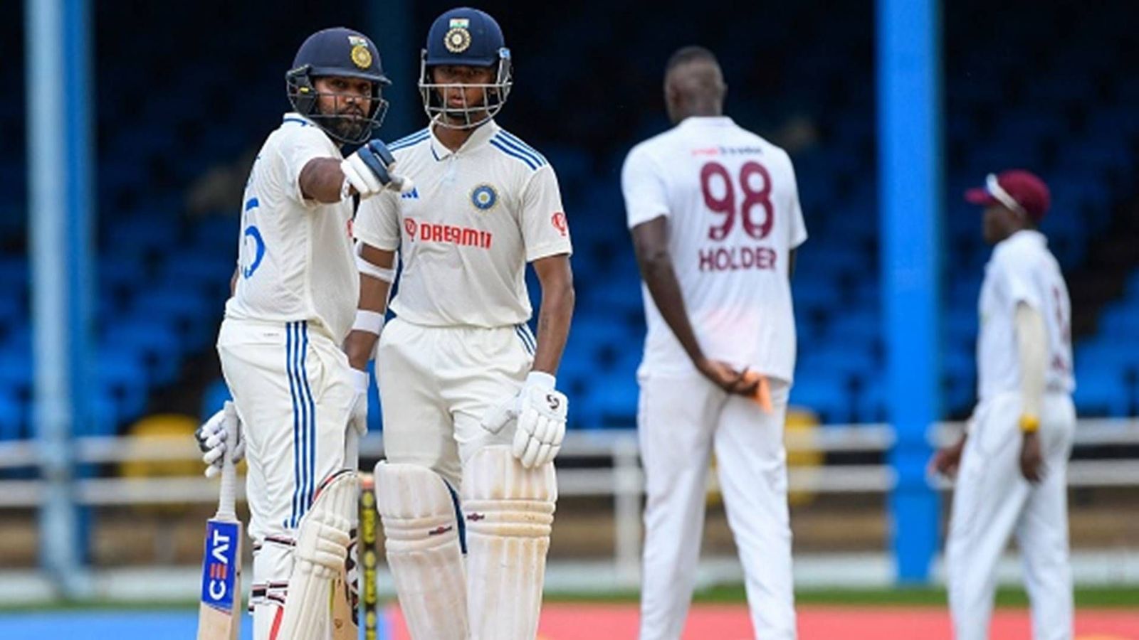 Rohit Sharma, Yashasvi Jaiswal's Bazball-like batting helps India record fastest team 100 in Test cricket, break 22-year-old record Rohit Sharma, Yashasvi Jaiswal's Bazball-like batting helps India record fastest team 100 in Test cricket, break 22-year-old record