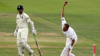 Stuart Broad, a unique cricketer with a remarkable legacy: Tributes pour in from Rahul Dravid SportsTak