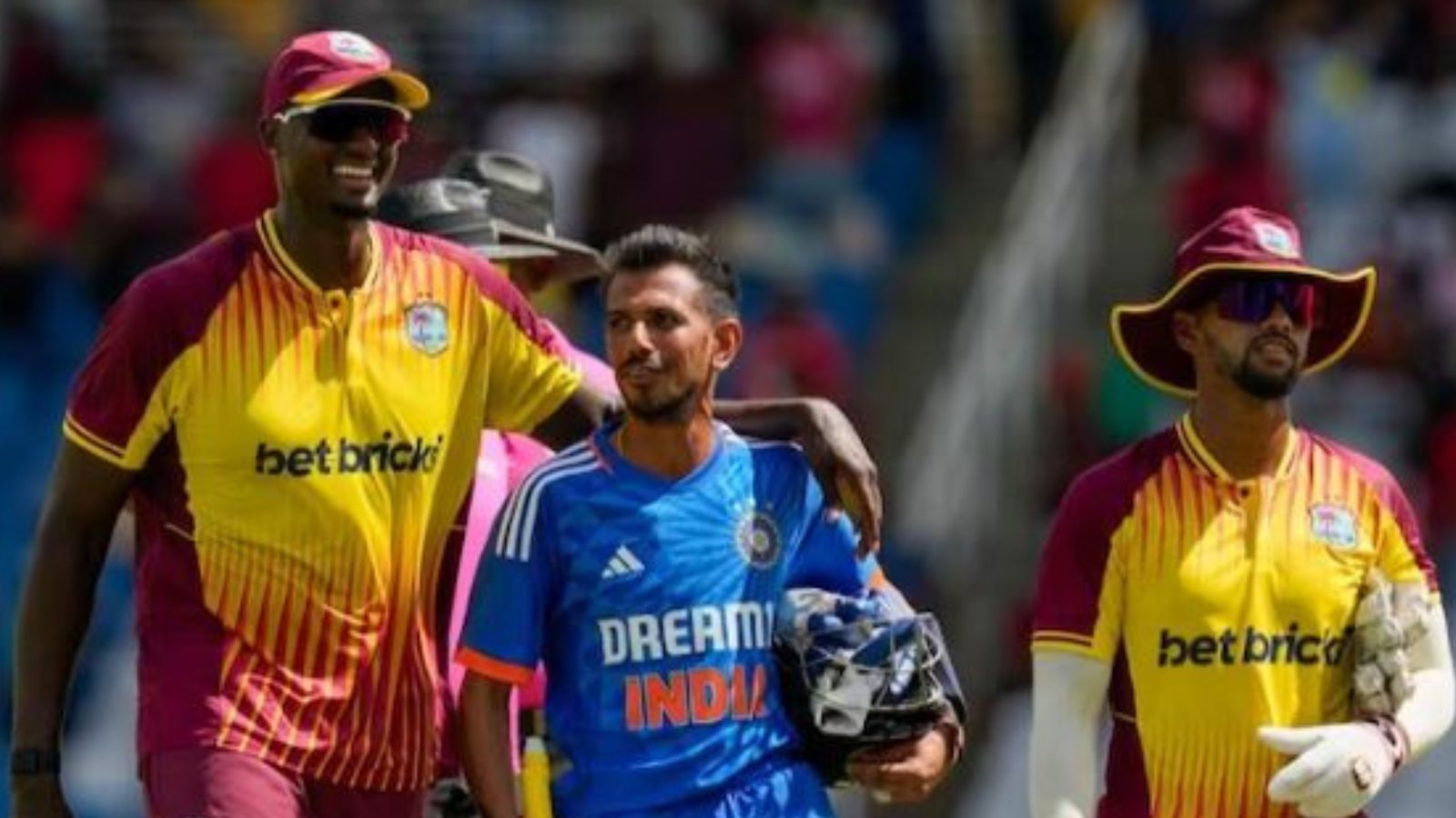 Watch: Yuzvendra Chahal, Mukesh Kumar involved in hilarious batting-order goof-up during 1st T20I against WI Watch: Yuzvendra Chahal, Mukesh Kumar involved in hilarious batting-order goof-up during 1st T20I against WI