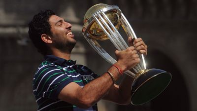 'I see a lot of concerns...if not resolved, we will struggle': Yuvraj Singh highlights India's biggest problem ahead of ODI World Cup SportsTak