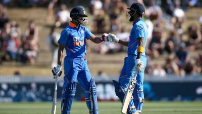 Asia Cup: Rahul Dravid provides injury updates on KL Rahul, Shreyas Iyer after India loss to West Indies SportsTak