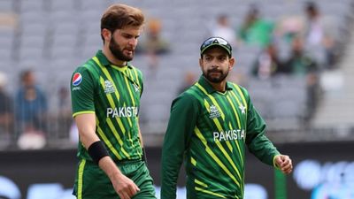 Superstar pacer set to become first player from Pakistan to play in ILT20, signs three-year deal with Desert Vipers SportsTak