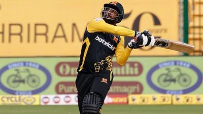 Maharaja Trophy: 5 wickets fall for 20 runs, Gujarat Titans batter struggled, then no.9 batter smashed 11-ball 31 to win last-over thriller SportsTak