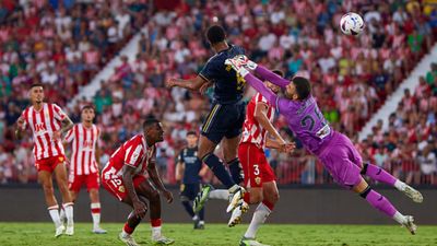 Jude Bellingham continues goal-scoring form with brace as Real Madrid's perfect LaLiga start continues SportsTak