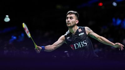 Badminton World Championship: Lakshya sen advances to second round after beating Julien Paul SportsTak
