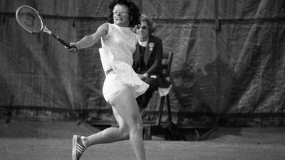 Billie Jean King's historic fight for equal pay in tennis celebrates 50th anniversary at U.S. Open SportsTak