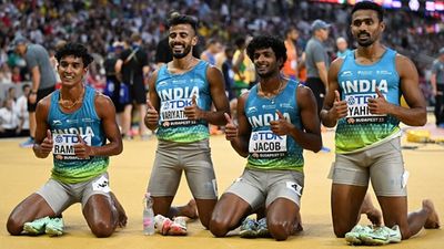 Indian men's 4x400m relay team shatters Asian record, storms into World Championships final SportsTak