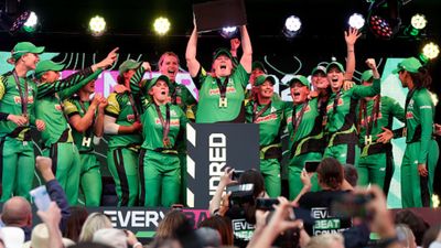 Smriti Mandhana's Southern Brave lift maiden The Hundred Women's 2023 title in Shrubsole's perfect farewell, thrash Superchargers by 34 runs SportsTak